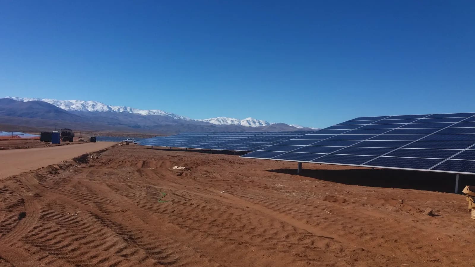 Solar PV plant with the mountains behind